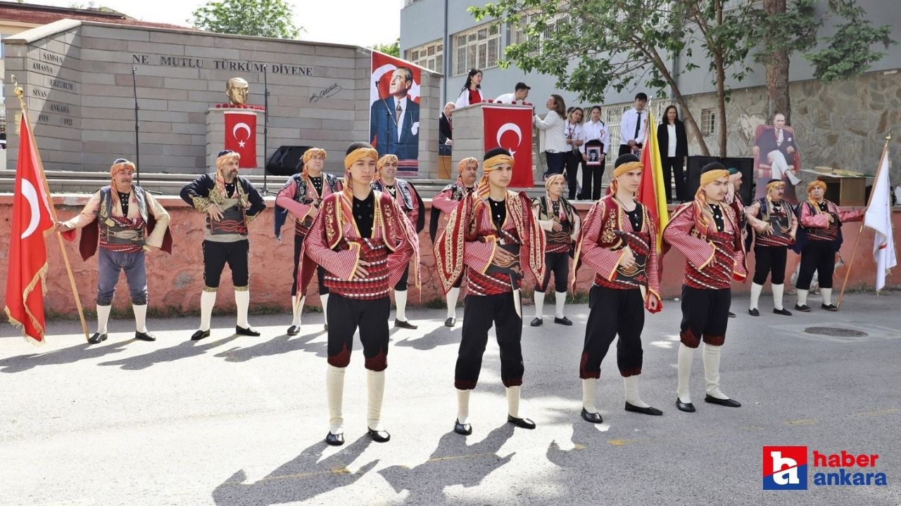 Ankara'daki Kurtuluş Anadolu Lisesi'nde Seymenlerden 19 Mayıs kutlaması