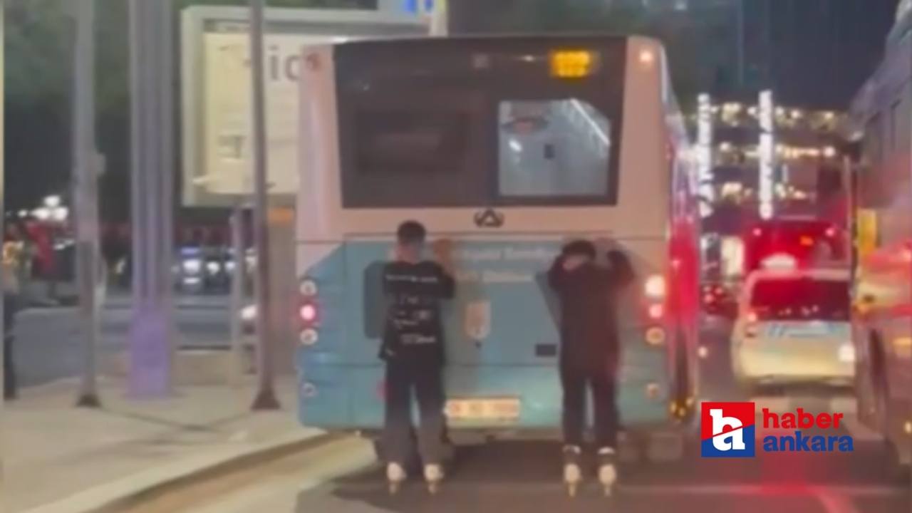 Ankara'da belediye otobüsüne tutunan patenli çocukların tehlikeli yolculuğu