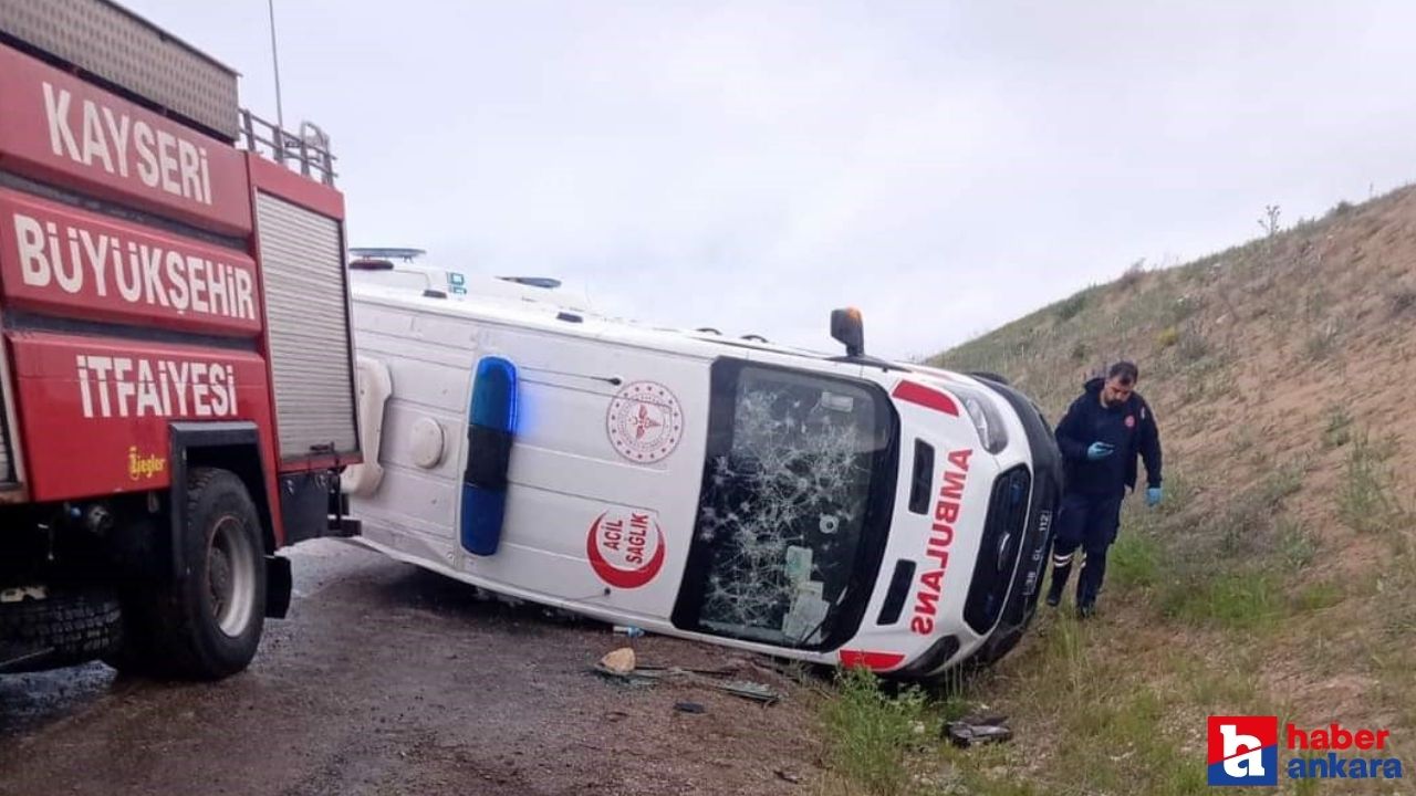 Kayseri'de meydana gelen trafik kazasında 3 kişi yaralandı