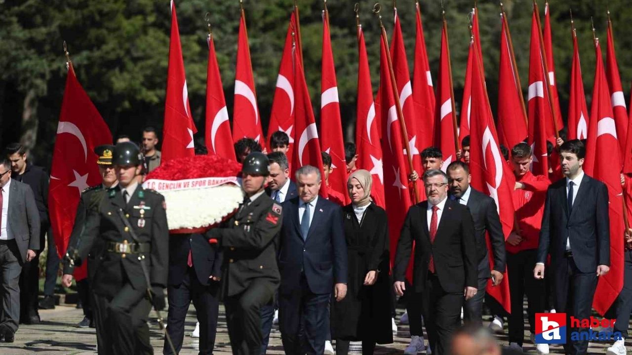 Gençlik ve Spor Bakanı Osman Aşkın Bak Anıtkabir'i Ziyaret Etti