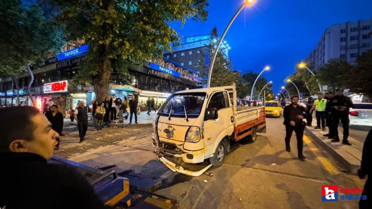 Ankara Çankaya'da kontrolden çıkan kamyonet 11 araca çarptı